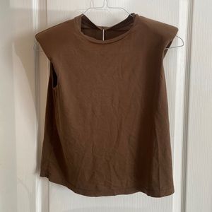 Mother muscle tank with shoulder pads. “Hit-it crop”